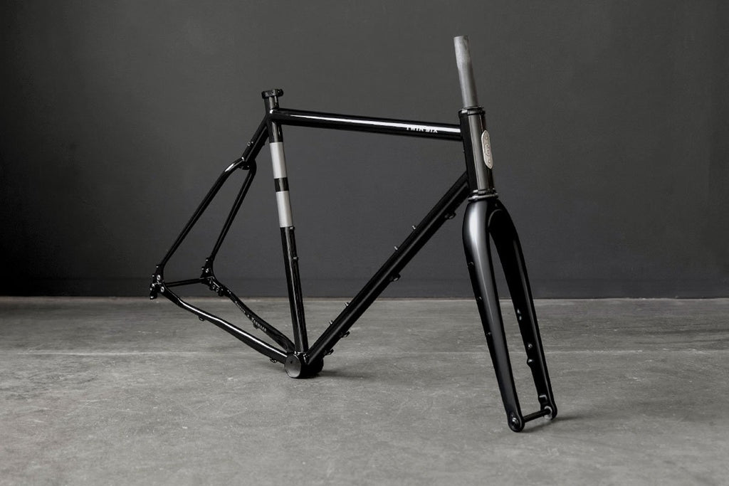 Twin Six Standard Rando Frame & Carbon Fork - Black – Grubble Bikes